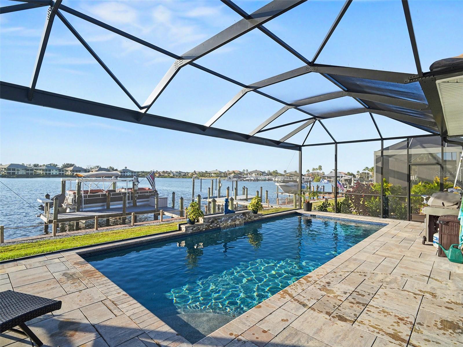 1018 OVERLOOK CT — photo 25