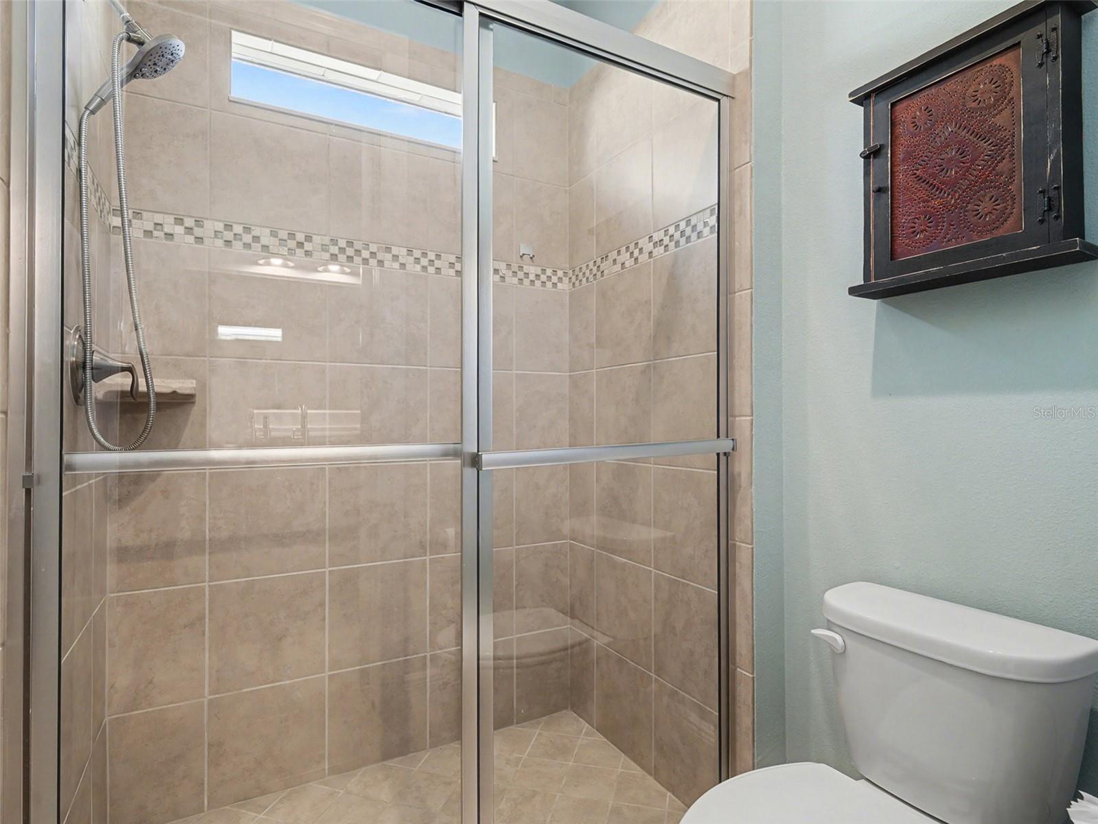 1018 OVERLOOK CT — photo 19