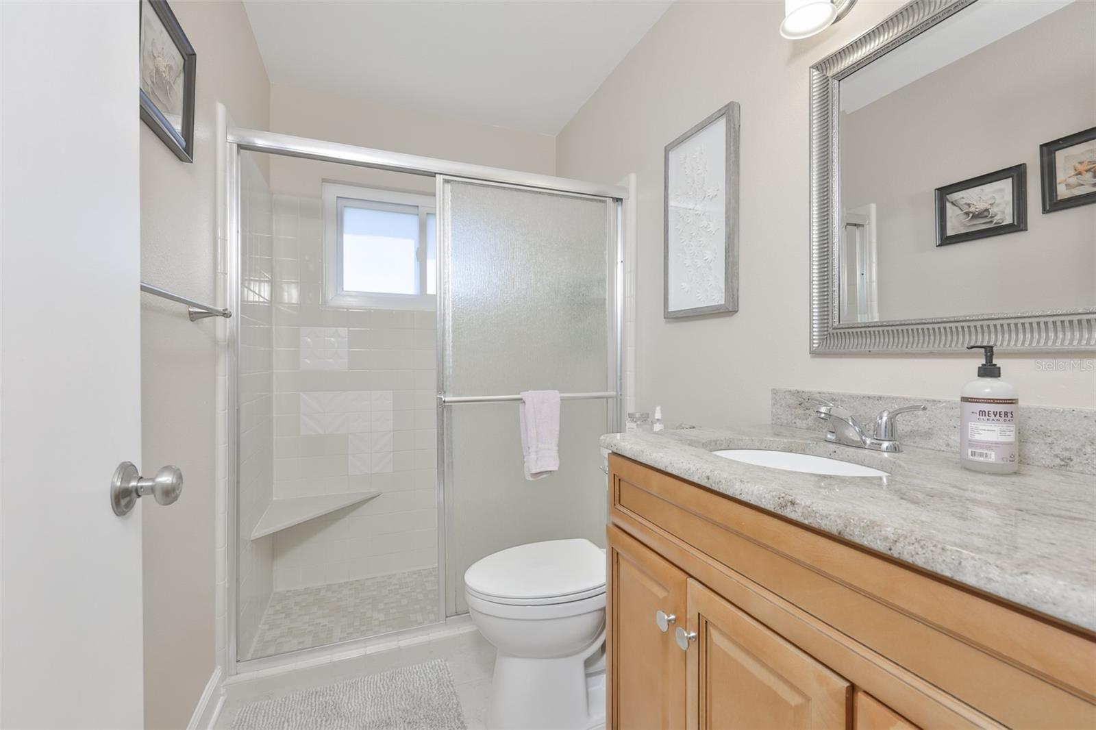 1704 DANBURY DR — photo 27