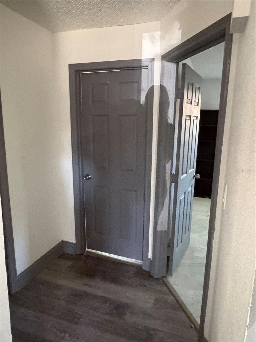 7019 N WILLOW AVE — photo 10