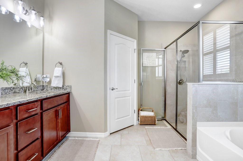 2807 ORIOLE DR — photo 10