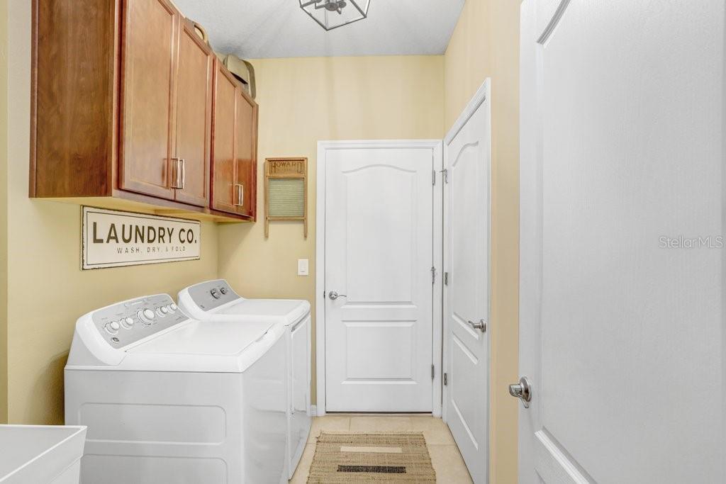 2807 ORIOLE DR — photo 15