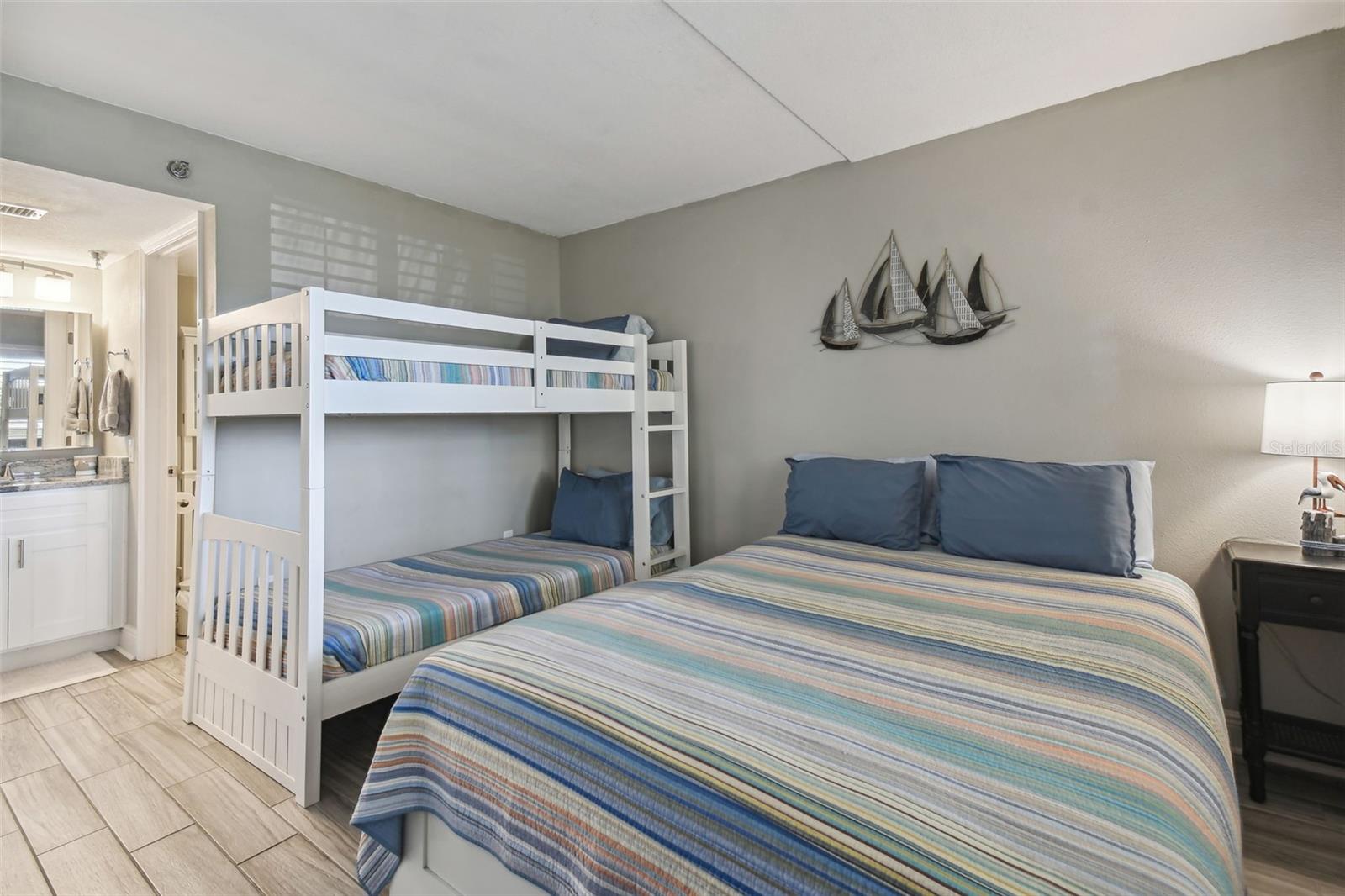 6009 SEA RANCH DR #107 — photo 16