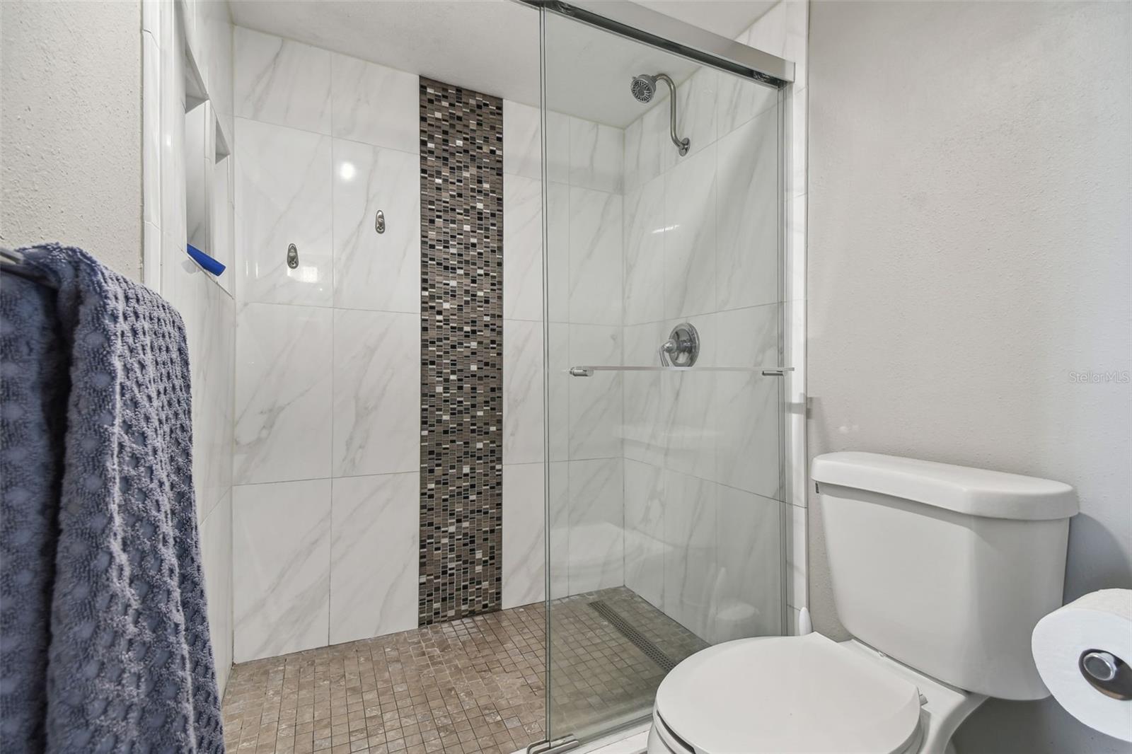 6009 SEA RANCH DR #107 — photo 38