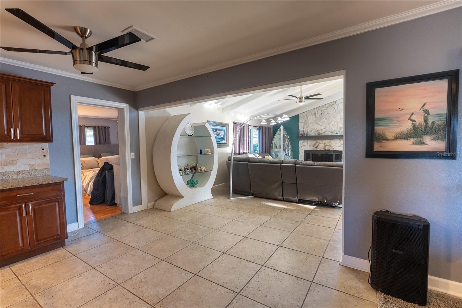 33 SOUTHWIND DR — photo 14
