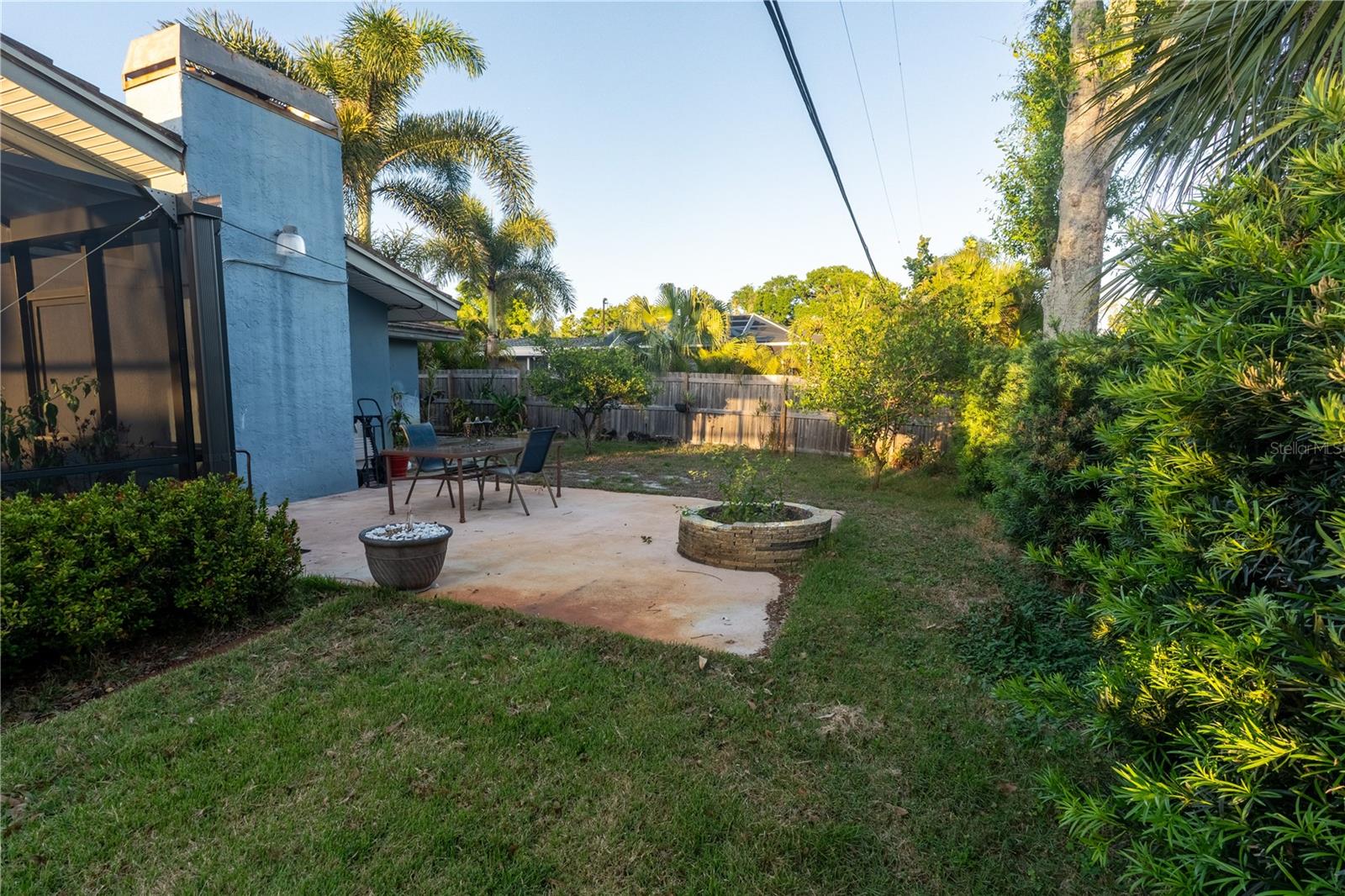 33 SOUTHWIND DR — photo 43
