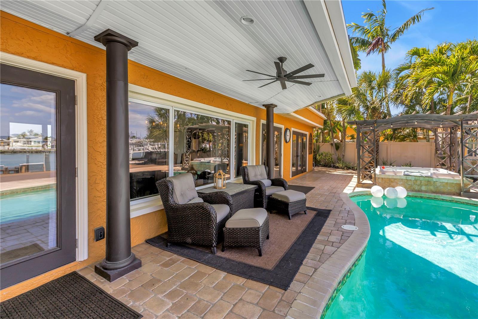 3945 POINSETTIA DR — photo 79