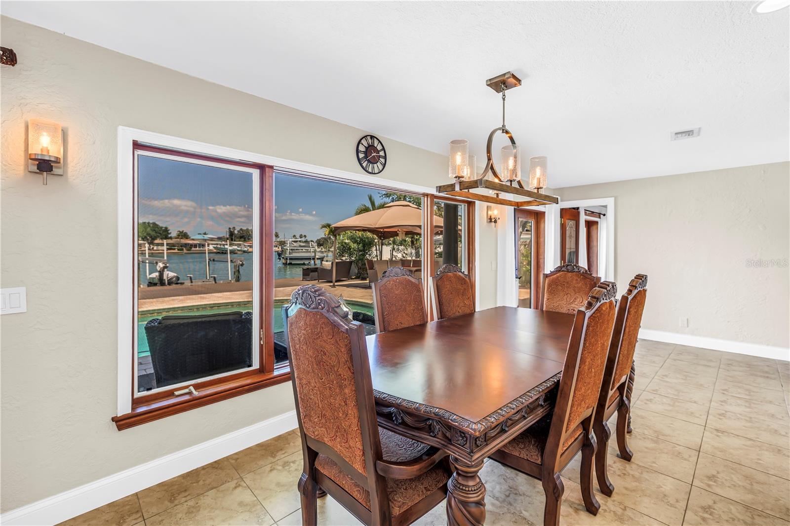 3945 POINSETTIA DR — photo 42