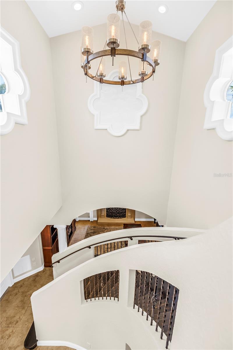 3945 POINSETTIA DR — photo 57