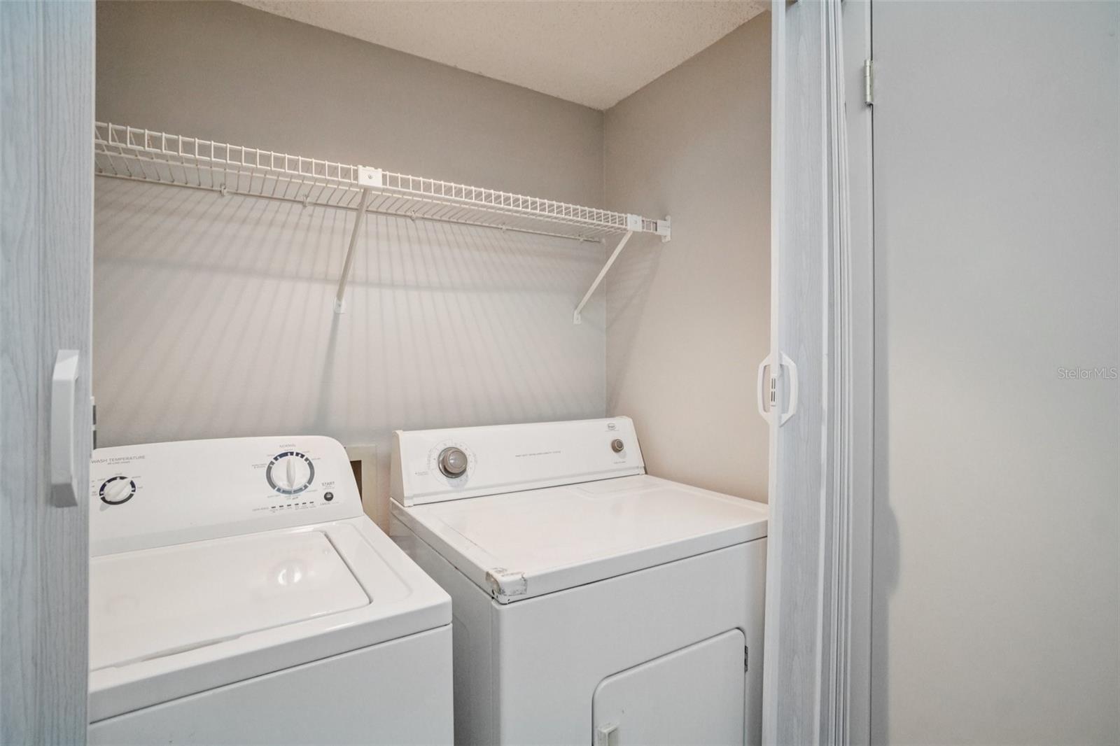 745 OAK PARK PL — photo 20