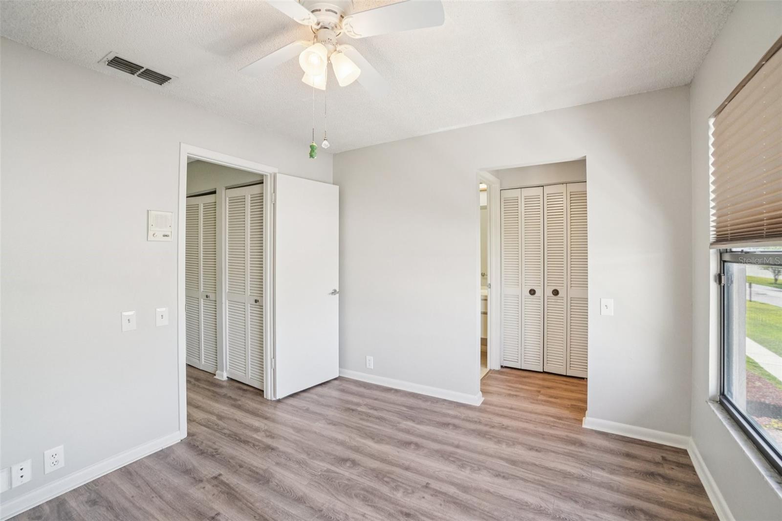 745 OAK PARK PL — photo 29