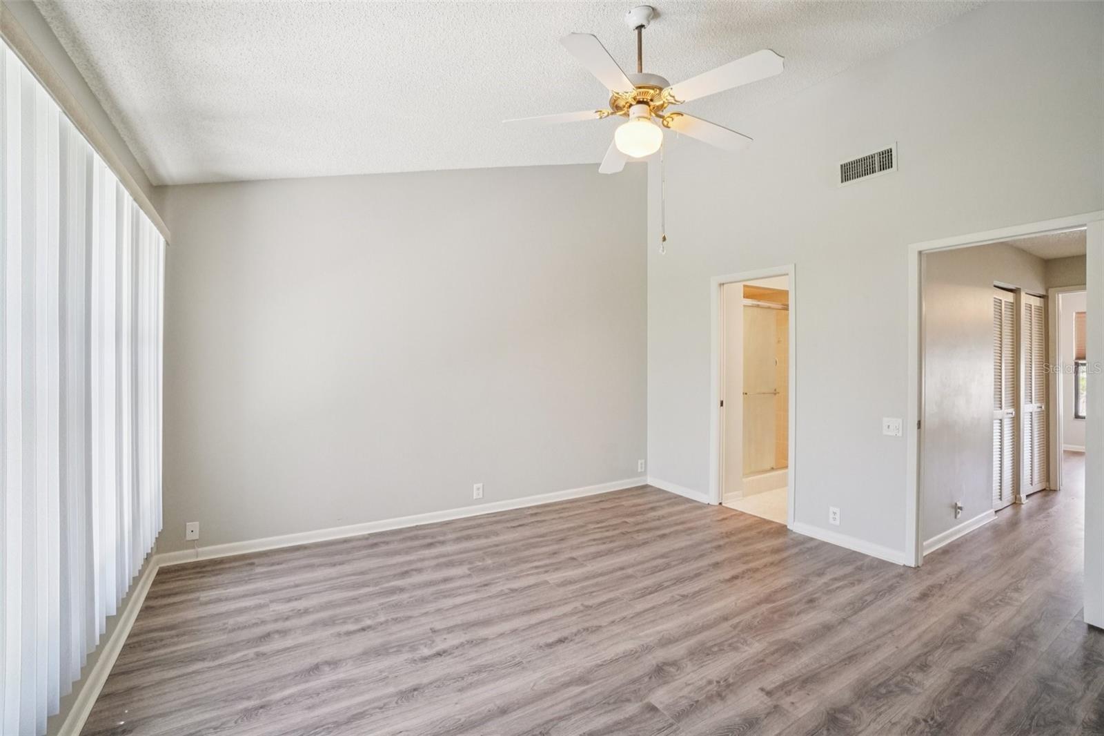 745 OAK PARK PL — photo 23