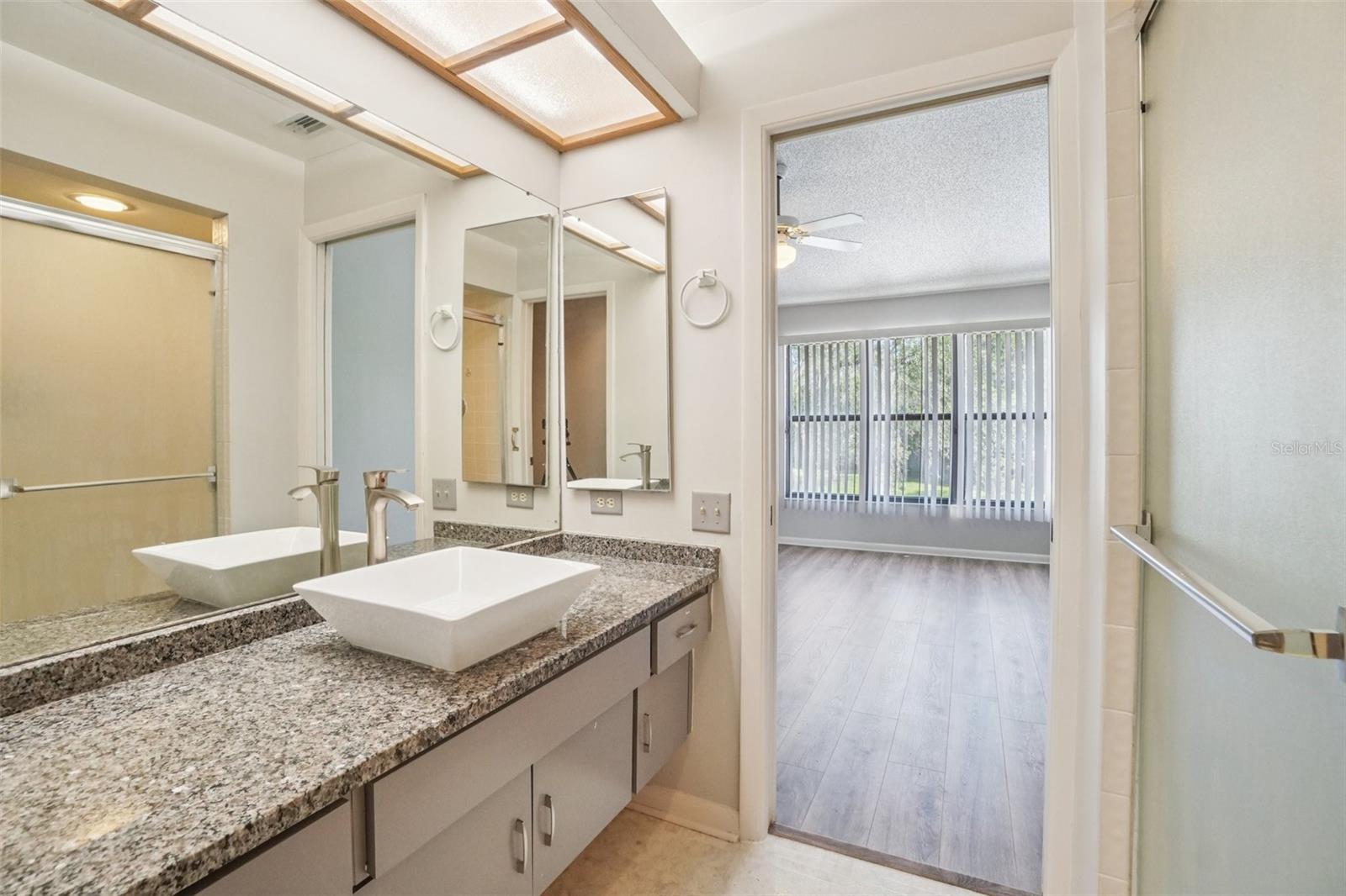 745 OAK PARK PL — photo 31