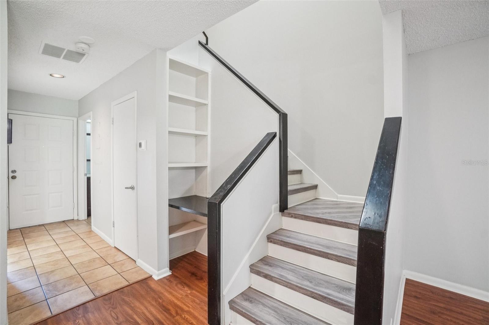 745 OAK PARK PL — photo 7