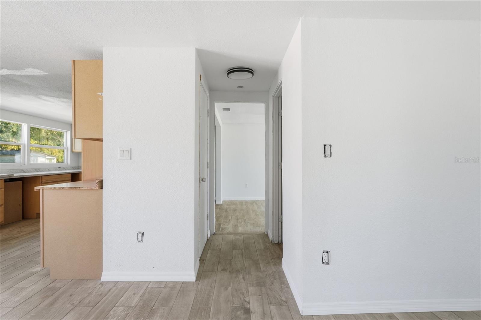 4530 CAZES AVE — photo 9