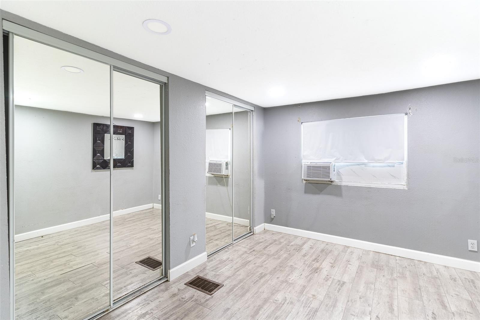 5807 BARRY LN — photo 8