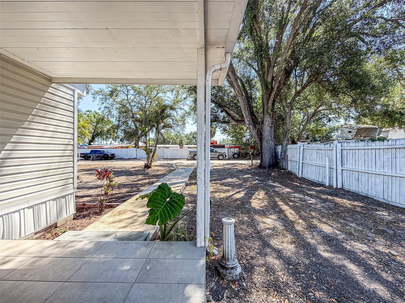 5807 BARRY LN — photo 26