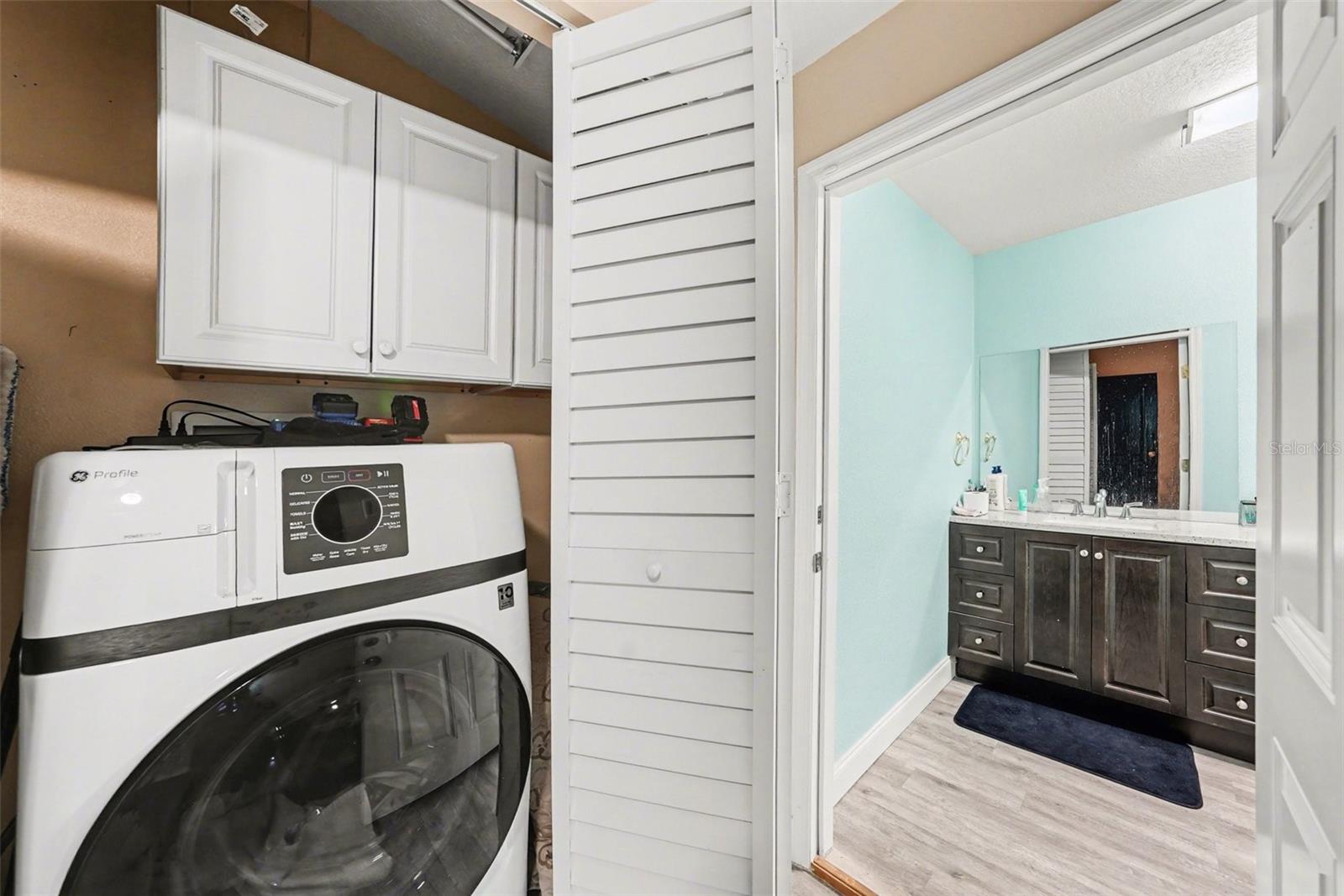 10119 CHIMNEY HILL CT — photo 20