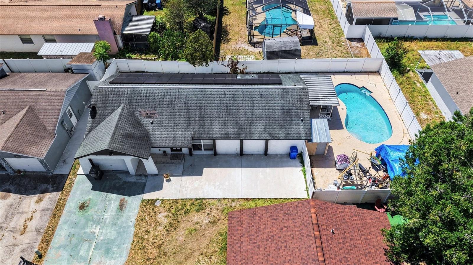10119 CHIMNEY HILL CT — photo 32