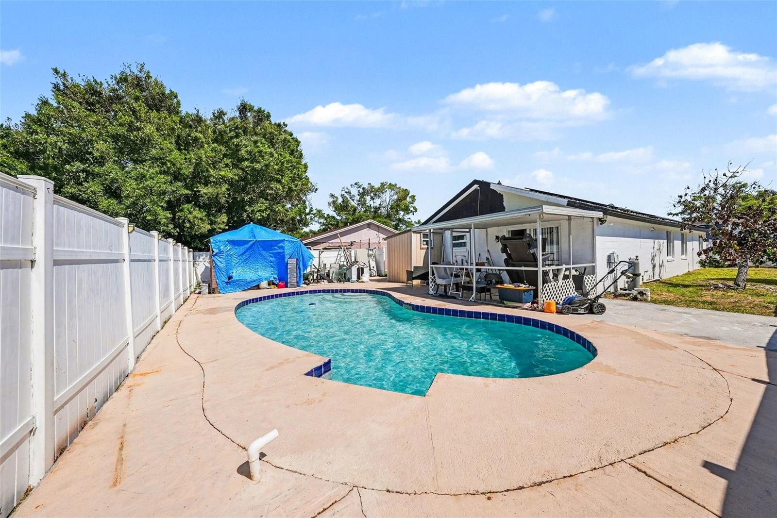 10119 CHIMNEY HILL CT — photo 24