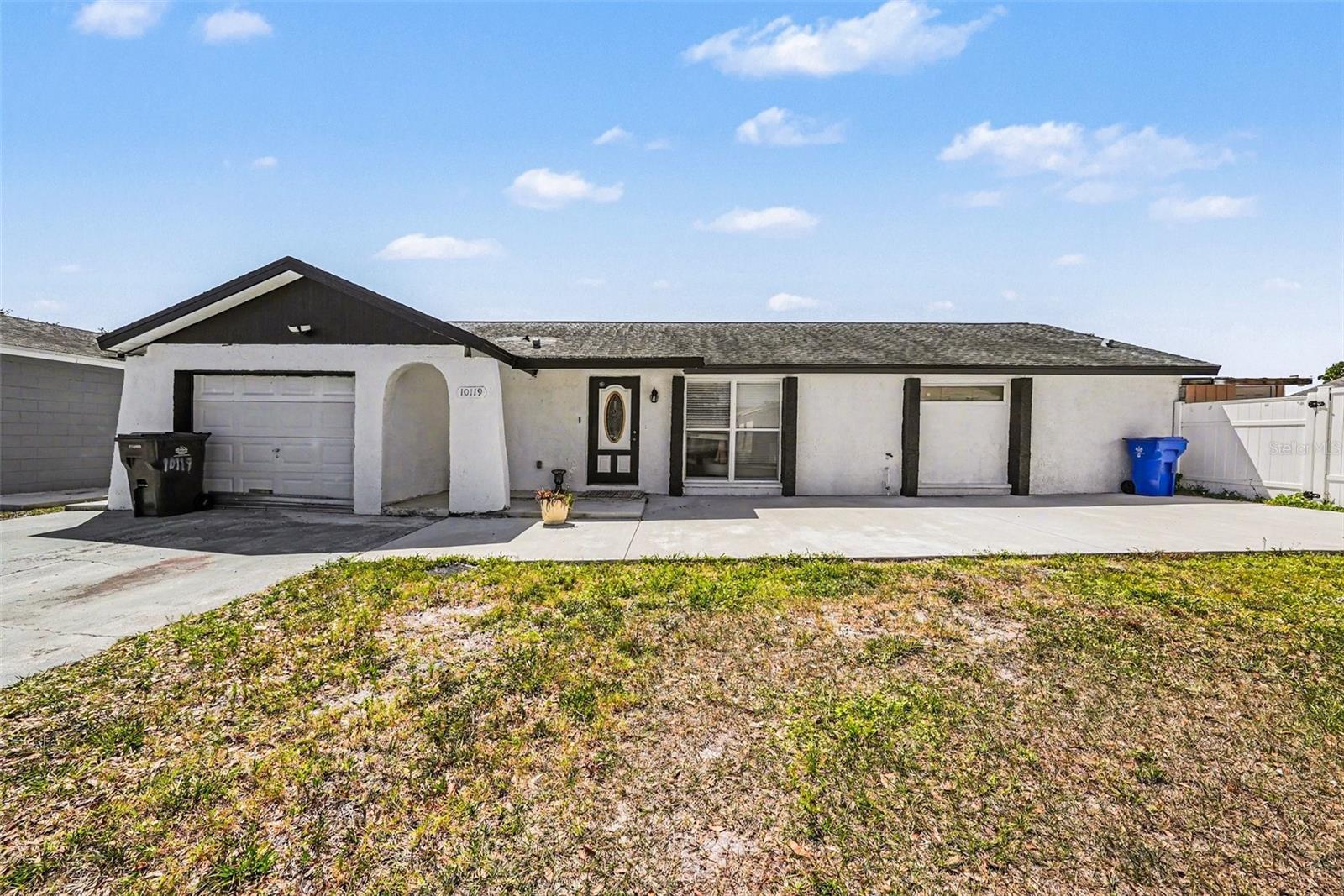 10119 CHIMNEY HILL CT — photo 25