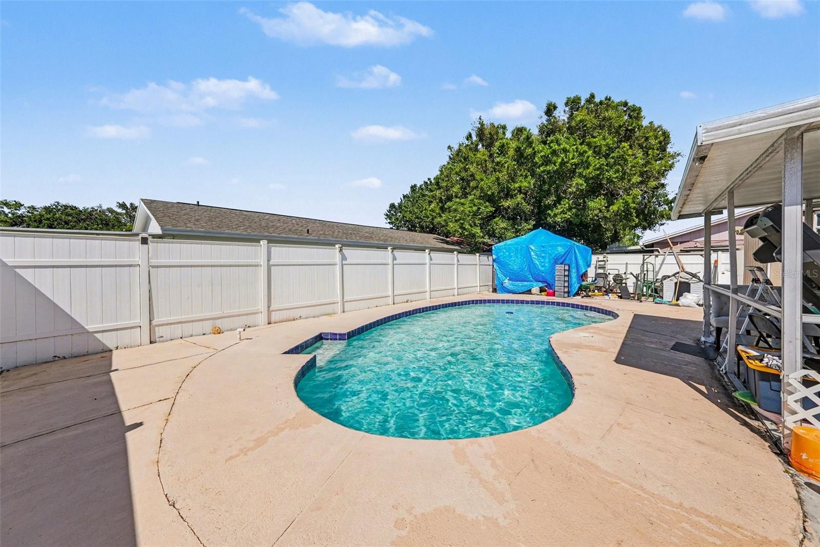 10119 CHIMNEY HILL CT — photo 23