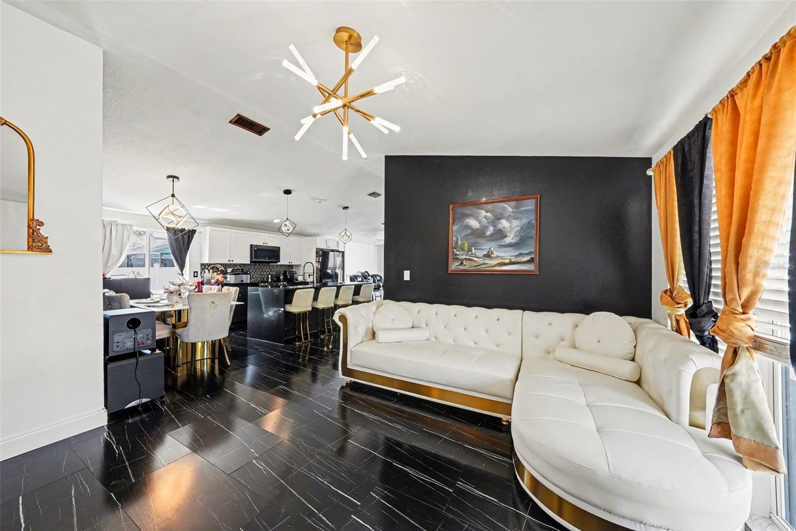 10119 CHIMNEY HILL CT — photo 5