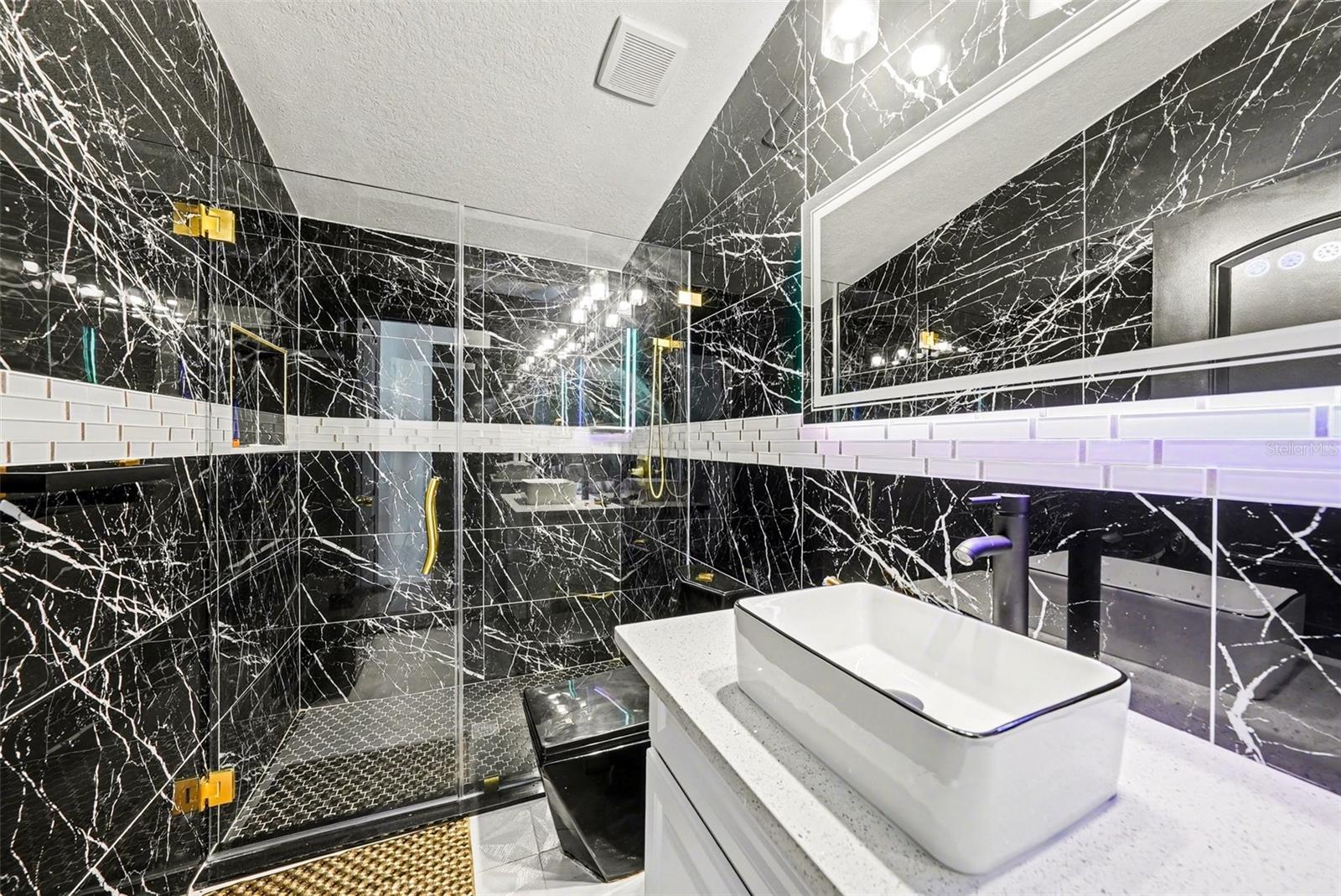 10119 CHIMNEY HILL CT — photo 19