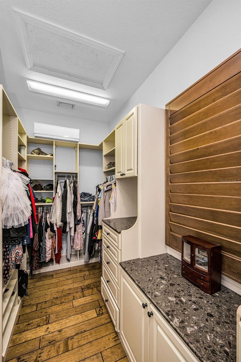 10706 RUFFINO CT — photo 35