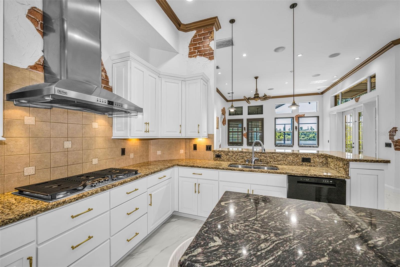 10706 RUFFINO CT — photo 18