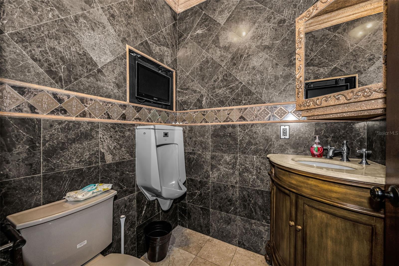 10706 RUFFINO CT — photo 52