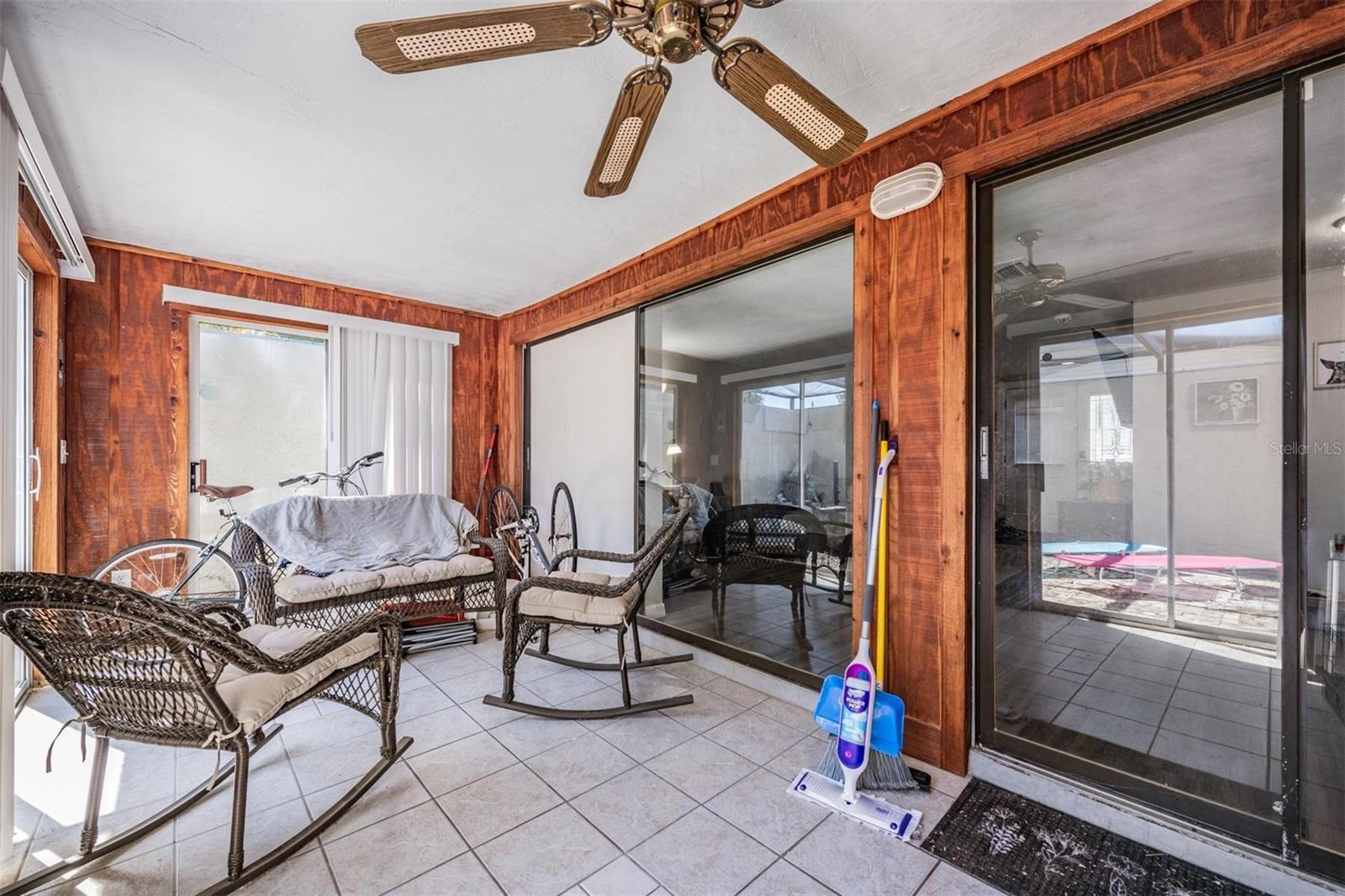 7300 BELLOWS FALLS LN — photo 43