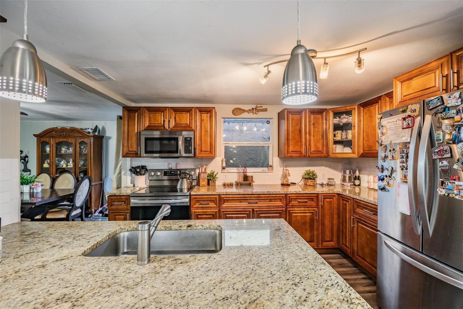 7300 BELLOWS FALLS LN — photo 21