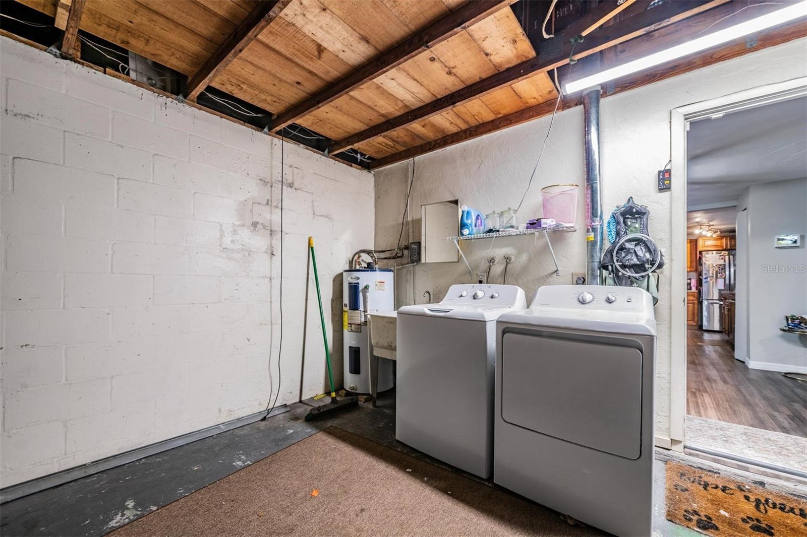 7300 BELLOWS FALLS LN — photo 41