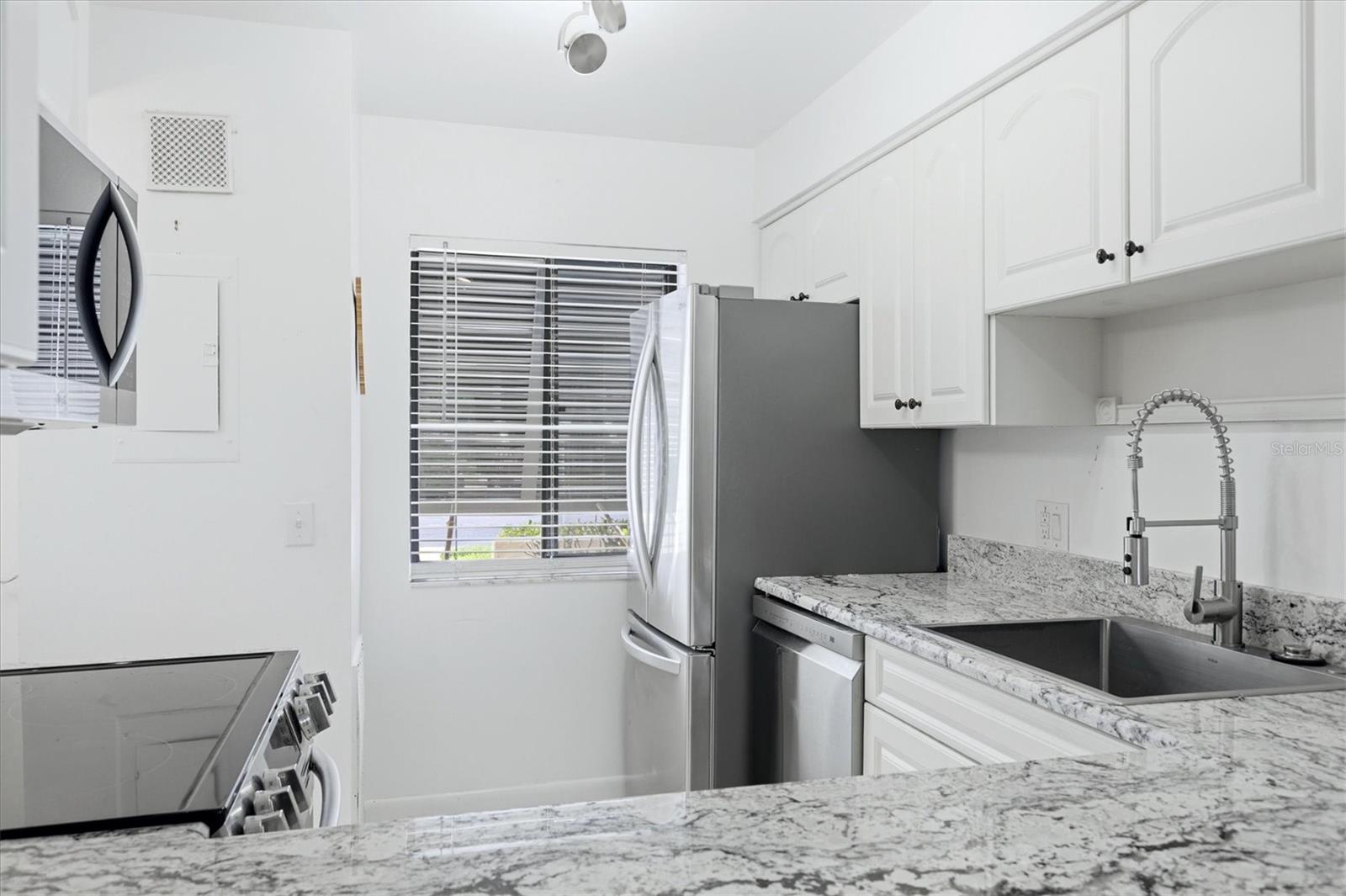 4528 LONGWATER #35 — photo 12