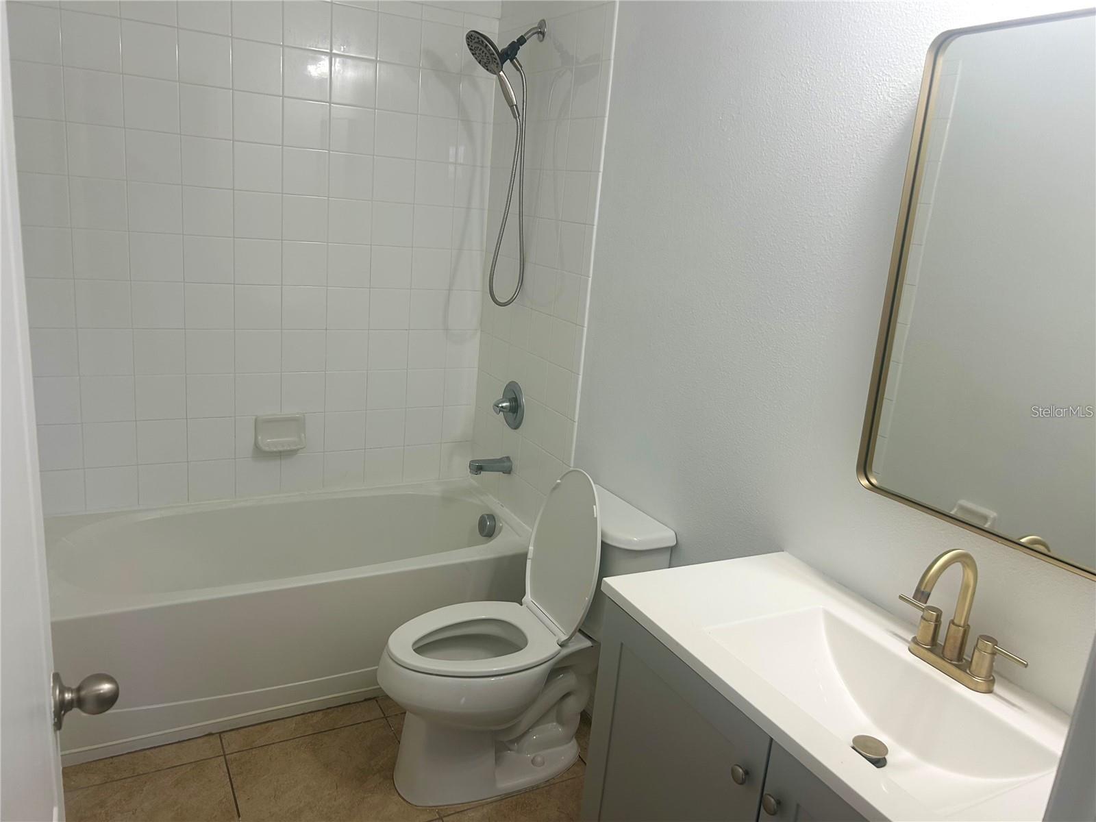 14428 DUNROBIN DR — photo 12