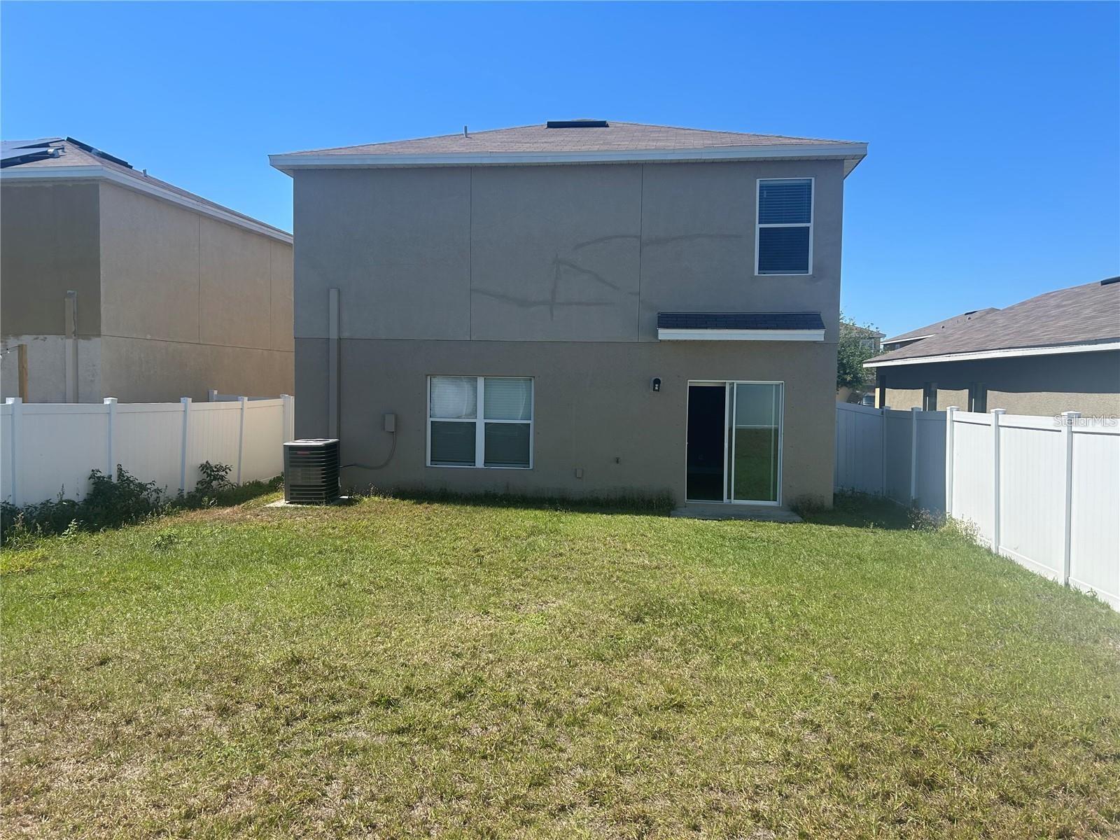 14428 DUNROBIN DR — photo 14