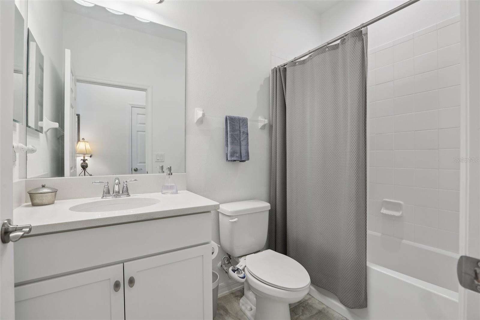 7114 GULF CYPRESS AVE — photo 24