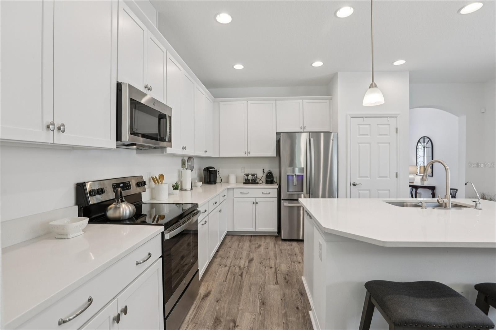 7114 GULF CYPRESS AVE — photo 13