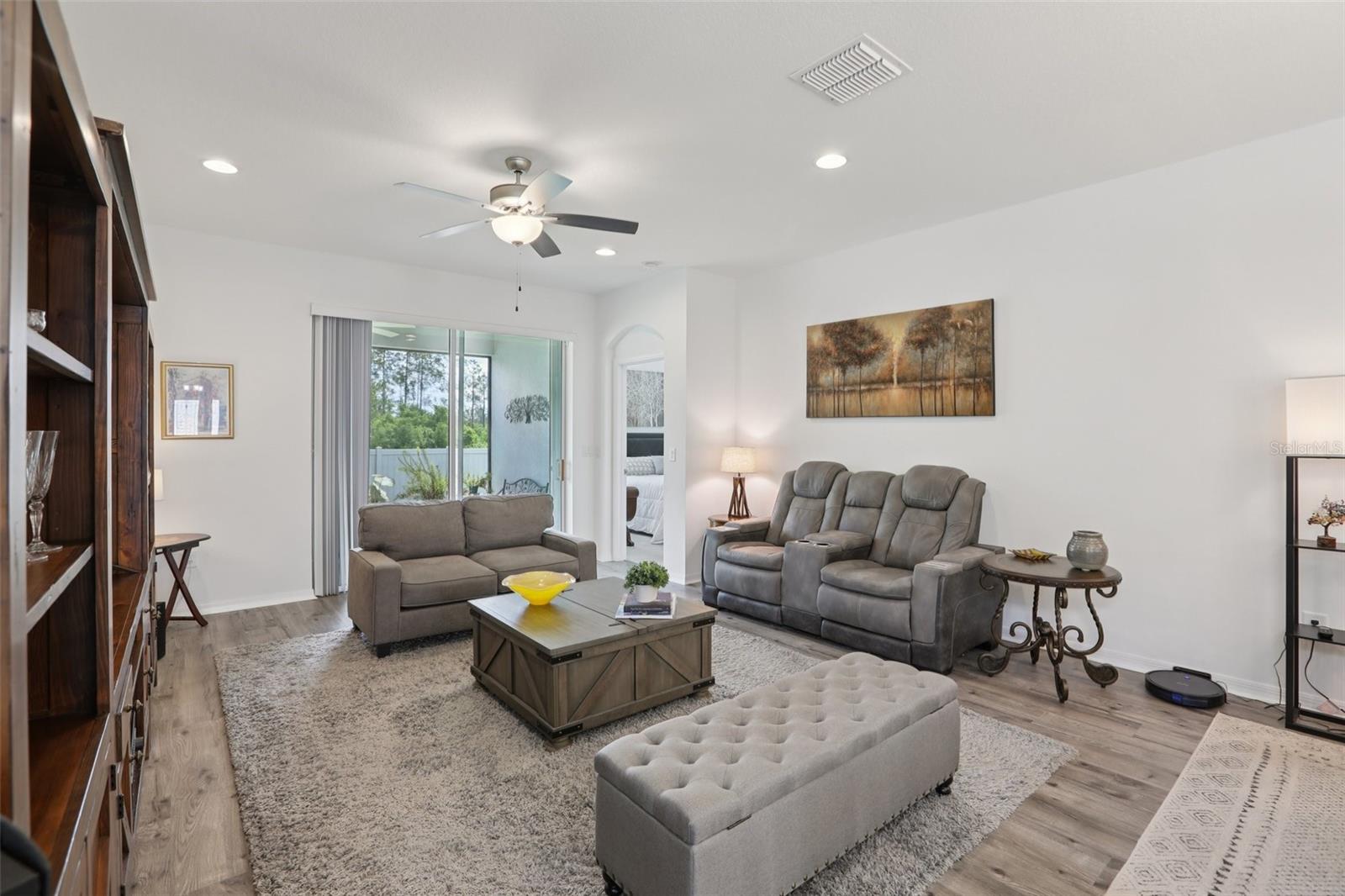 7114 GULF CYPRESS AVE — photo 6