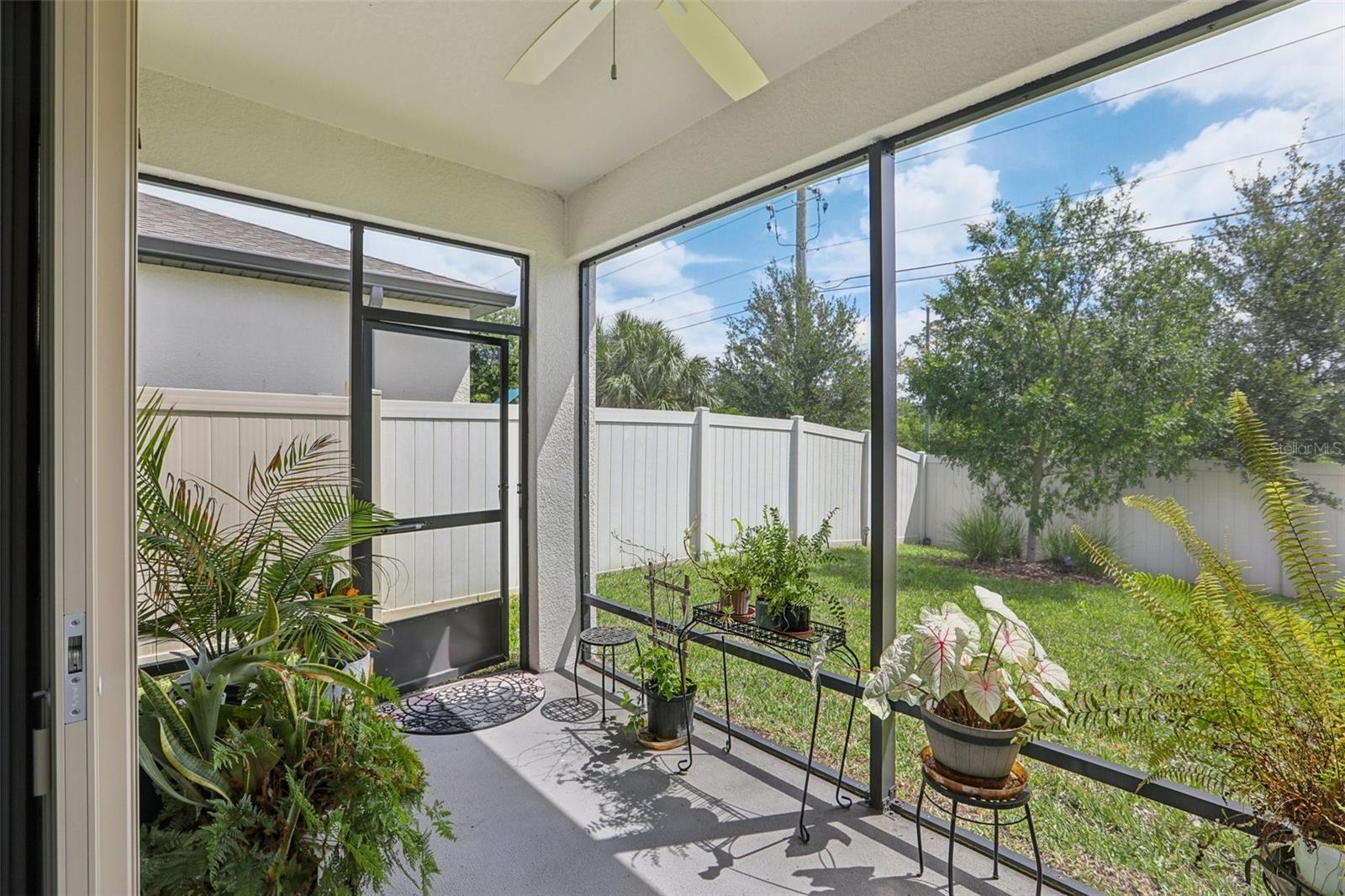 7114 GULF CYPRESS AVE — photo 30