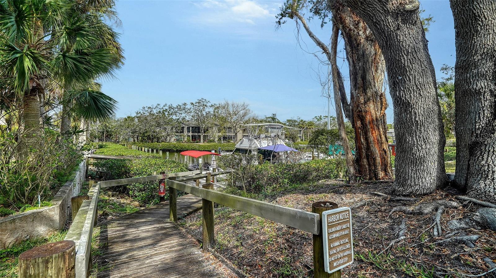 1601 PELICAN POINT DR #HA212 — photo 34
