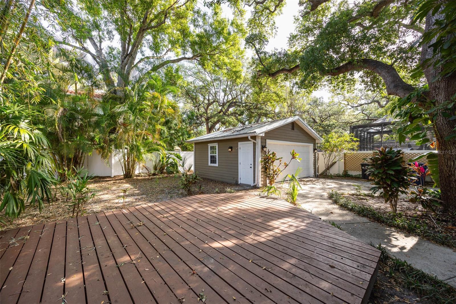 3311 W HAWTHORNE RD — photo 18