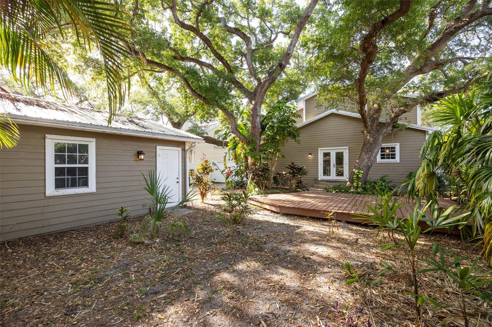 3311 W HAWTHORNE RD — photo 17