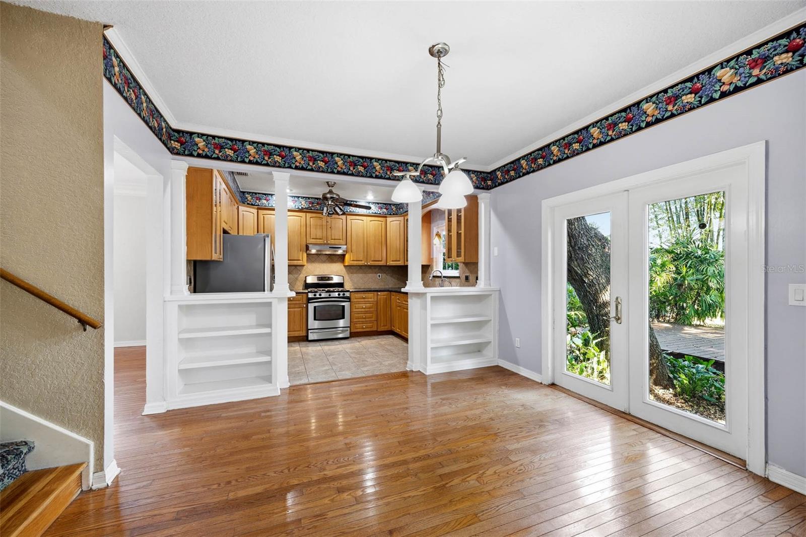 3311 W HAWTHORNE RD — photo 37