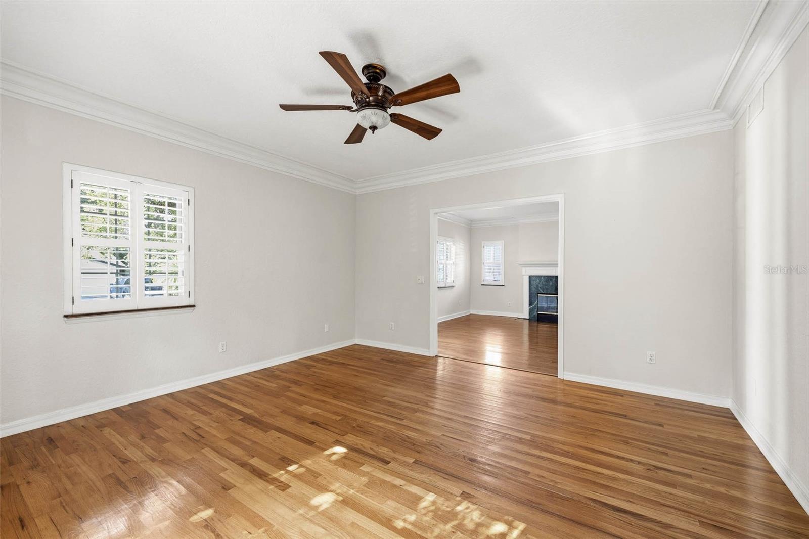 3311 W HAWTHORNE RD — photo 40