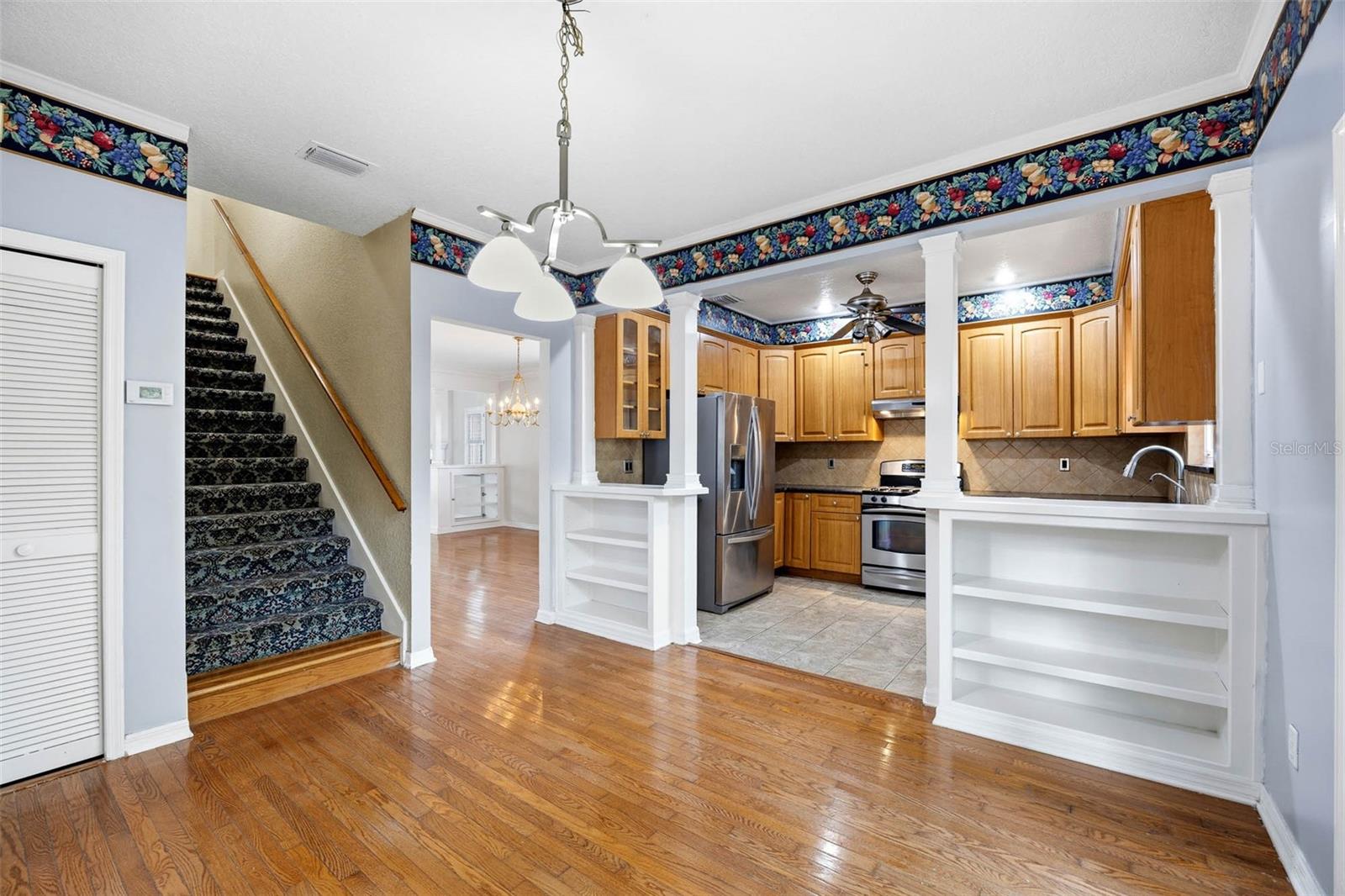 3311 W HAWTHORNE RD — photo 34