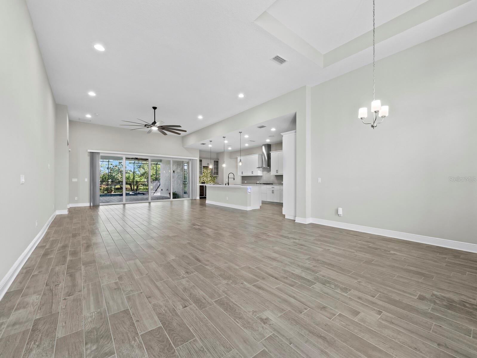 6129 LUNGO LAGO DR — photo 6