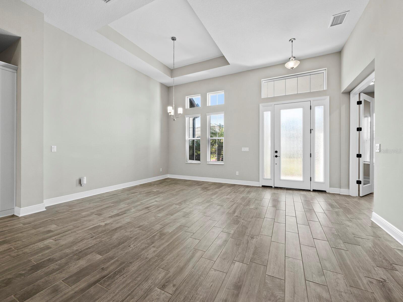 6129 LUNGO LAGO DR — photo 7