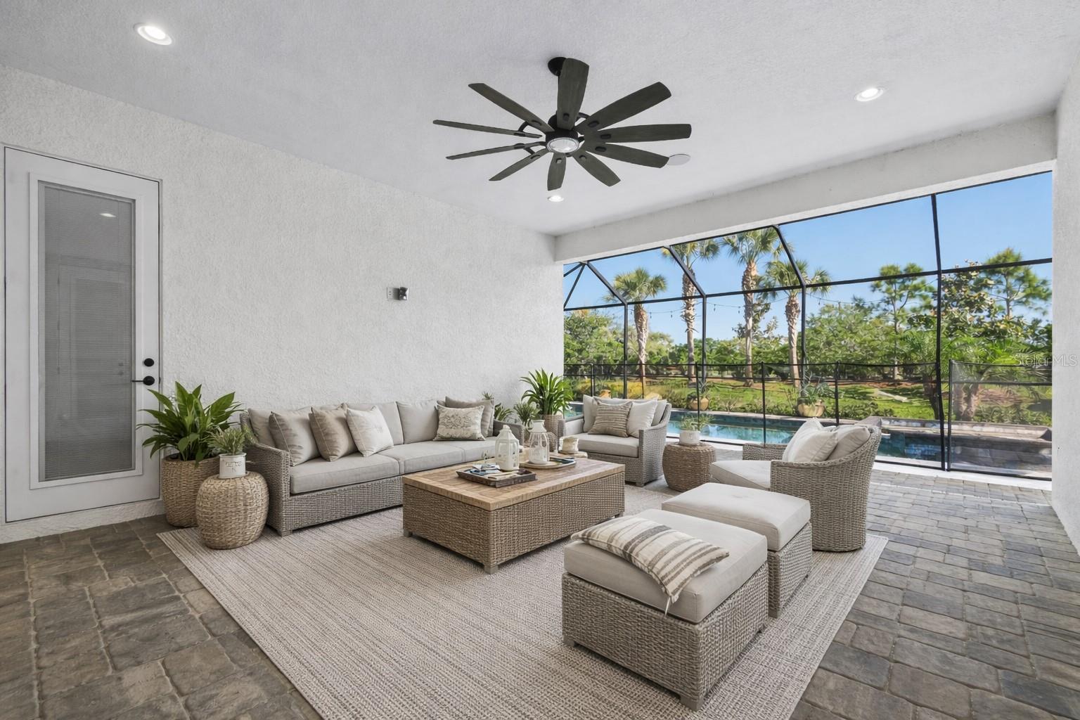 6129 LUNGO LAGO DR — photo 14